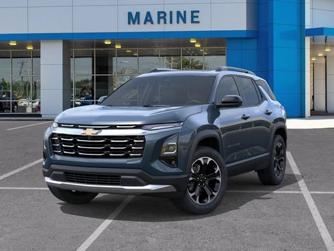 New 2027 Chevrolet Equinox LT FWD image 6