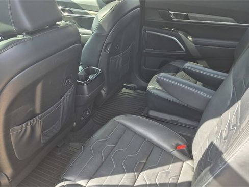 Used 2022 Kia Telluride SX w/ SX Prestige Package image 10