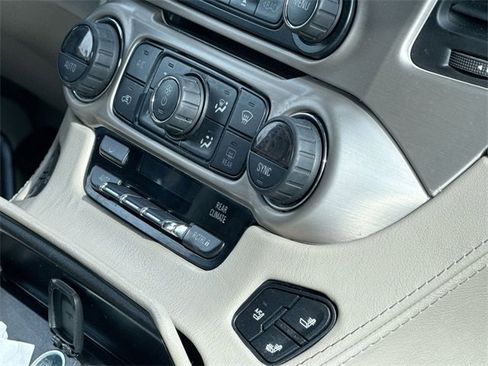 Used 2016 GMC Yukon Denali w/ Open Road Package image 13