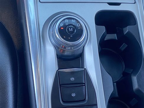 Used 2020 Ford Explorer Limited w/ Class III Trailer Tow Package image 32