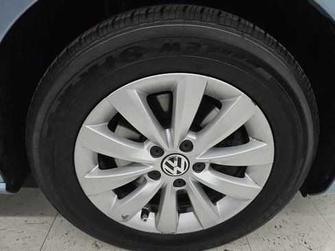 Used 2013 Volkswagen Passat 2.5 S FWD image 26