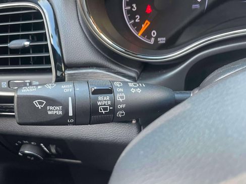 Used 2020 Jeep Grand Cherokee High Altitude AWD/4WD image 24