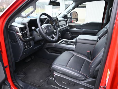 Used 2024 Ford F350 Lariat w/ Lariat Ultimate Package image 19