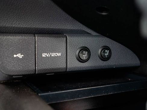 Used 2023 Toyota Camry LE image 23