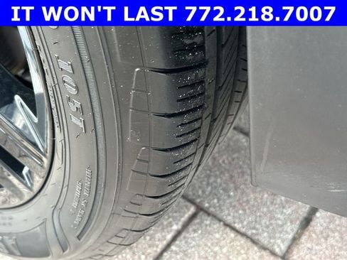 Used 2023 Volkswagen Atlas Cross Sport SEL R-Line AWD/4WD image 12