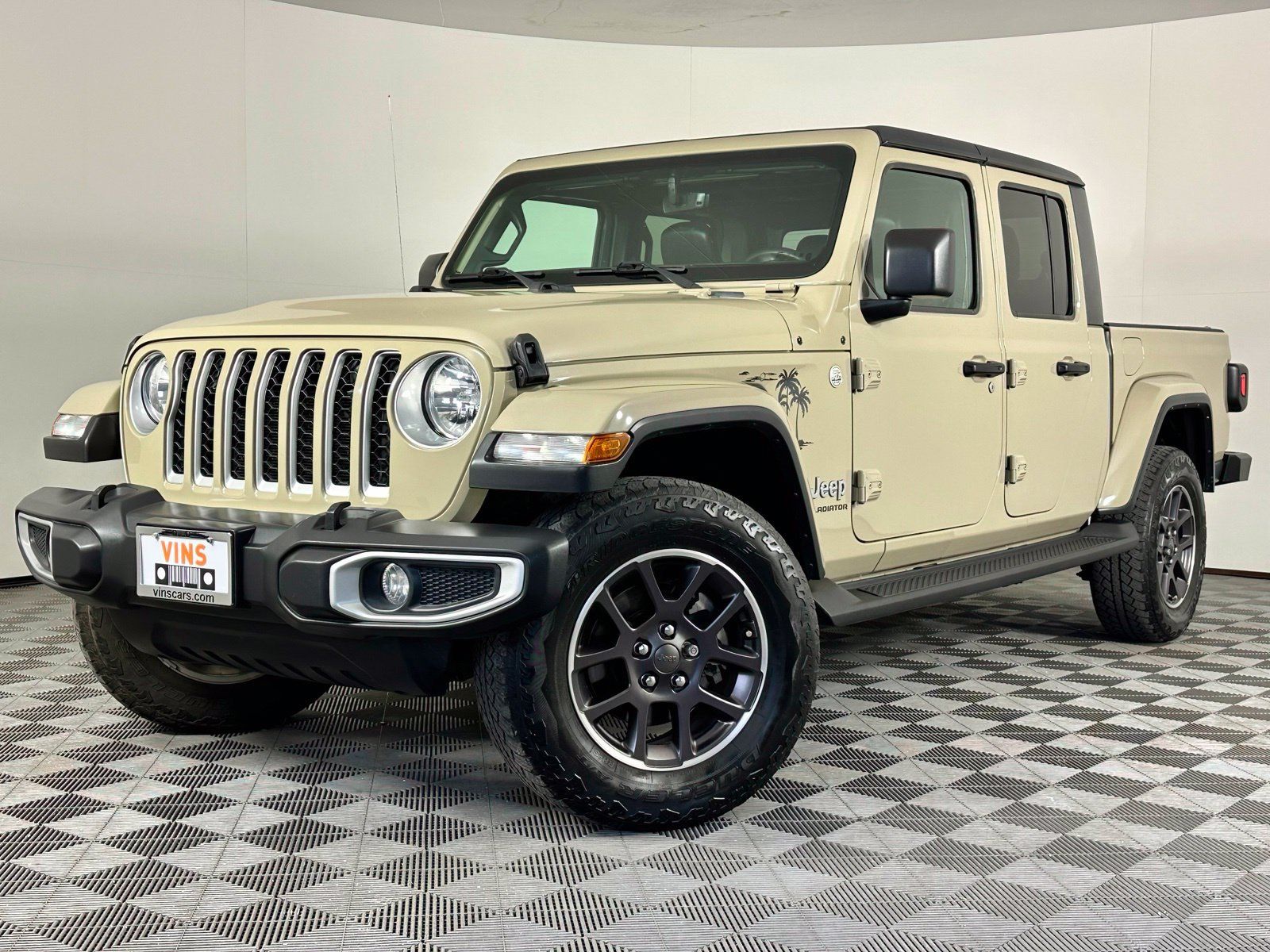 Used 2022 Jeep Gladiator Overland w/ Popular Equipment Package AWD/4WD image 33