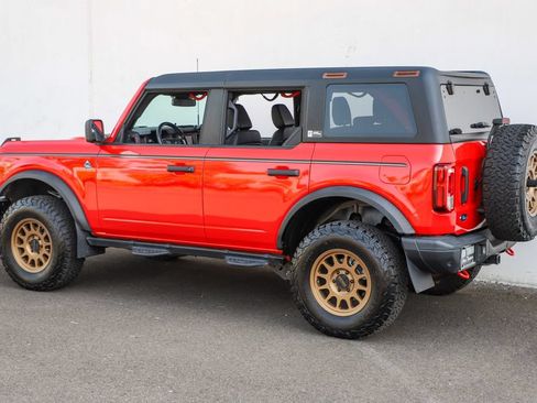 Used 2023 Ford Bronco Black Diamond AWD/4WD image 9