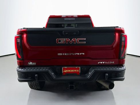 Used 2025 GMC Sierra 2500 AT4X w/ AT4X AEV Edition image 7