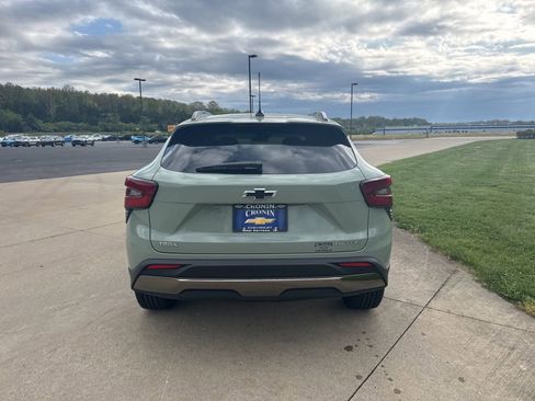 New 2026 Chevrolet Trax ACTIV w/ Driver Confidence Package FWD image 5