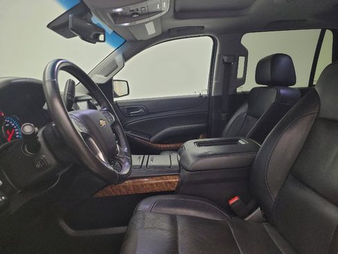 Used 2018 Chevrolet Tahoe Premier image 17