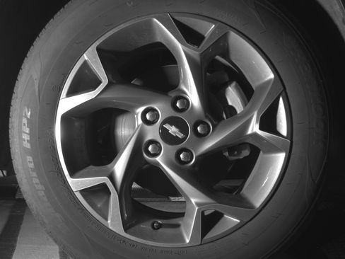 Used 2025 Chevrolet Trax LT image 13