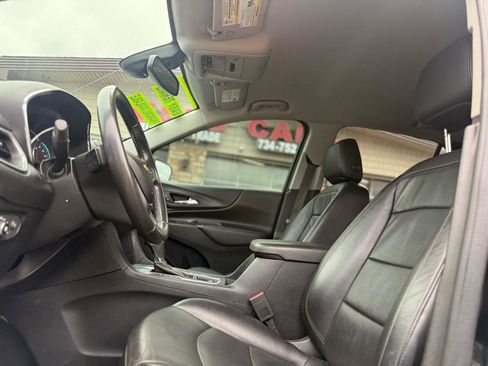 Used 2020 Chevrolet Equinox LT w/ Midnight Edition image 10