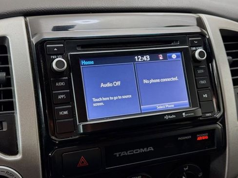 Used 2015 Toyota Tacoma 4x4 Double Cab image 14