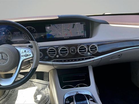 Used 2019 Mercedes-Benz S 560 4MATIC Sedan image 9