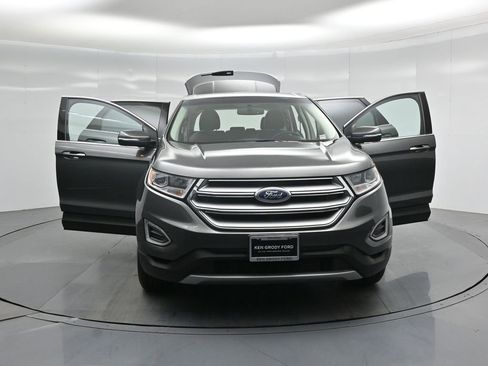 Certified 2017 Ford Edge SEL w/ Equipment Group 201A image 31