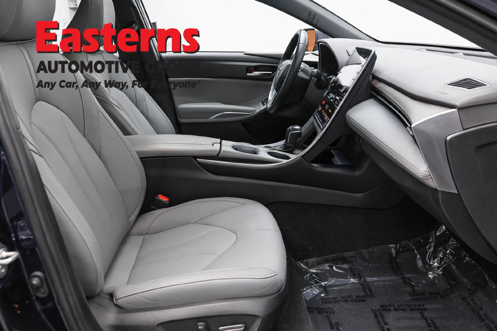Used 2022 Toyota Avalon XLE w/ Moonroof Package FWD image 26