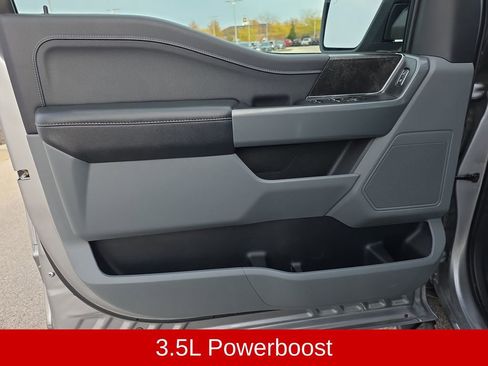 Used 2022 Ford F150 XLT w/ Equipment Group 302A High image 16