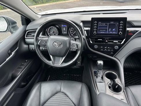 Used 2023 Toyota Camry SE FWD image 17