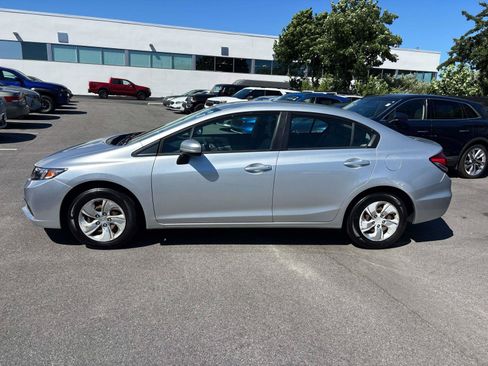 Used 2014 Honda Civic LX image 2