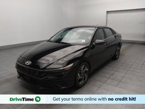 Used 2025 Hyundai Elantra Limited FWD image 1