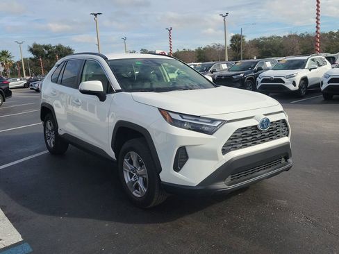 Used 2023 Toyota RAV4 XLE image 2