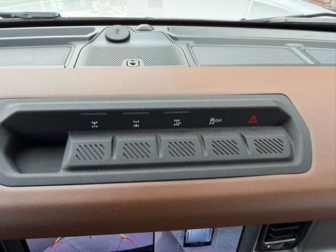 Used 2024 Ford Bronco Outer Banks image 26