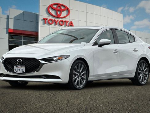 Used 2025 MAZDA MAZDA3 s FWD image 7