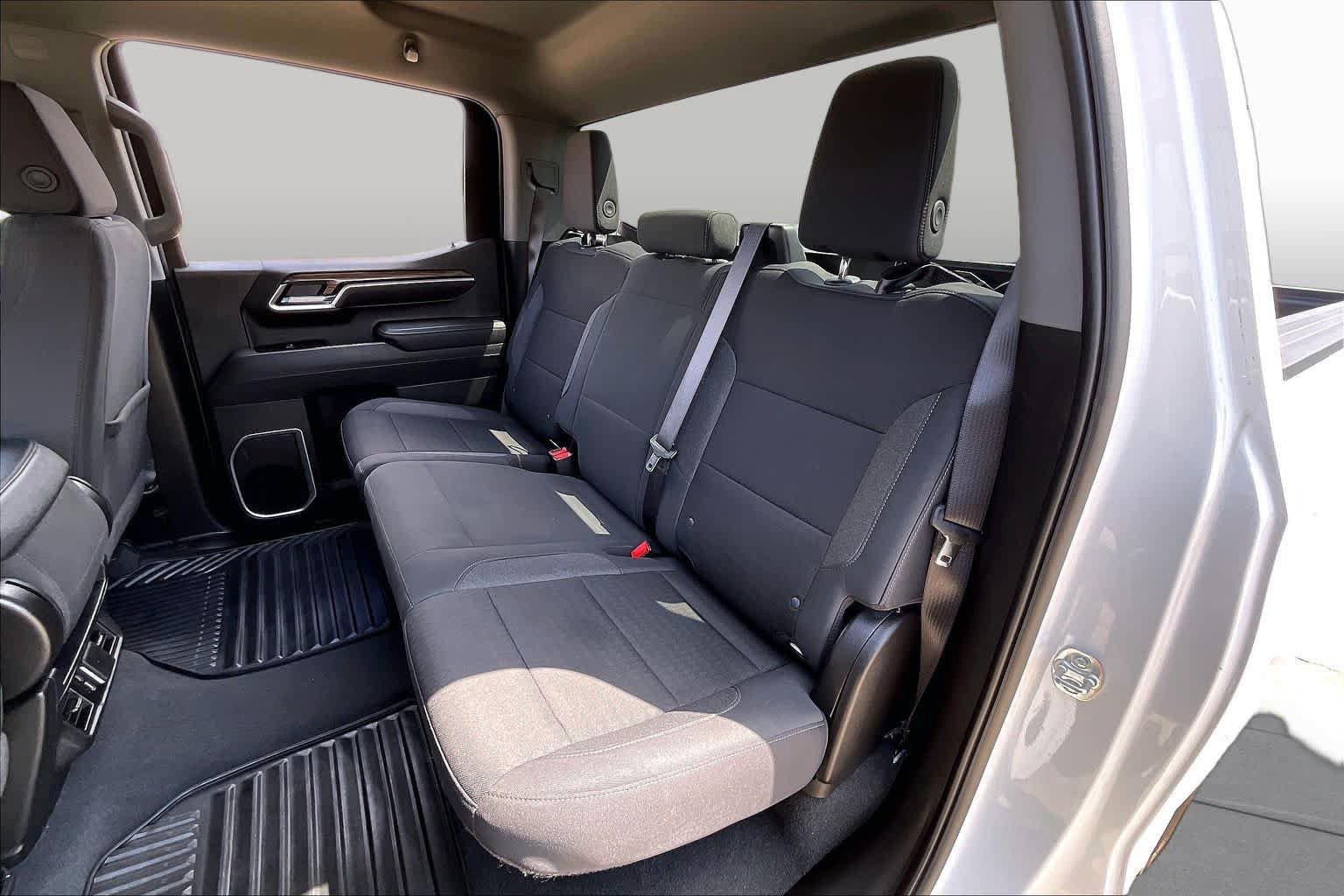 Used 2026 Chevrolet Silverado 1500 RST RWD image 36