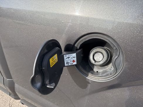 Used 2019 Ford F150 XLT w/ XTR Package image 14