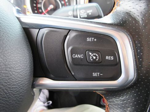 Used 2021 Jeep Gladiator Mojave image 34