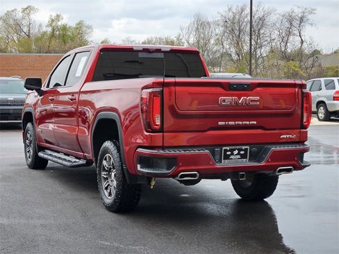 Used 2024 GMC Sierra 1500 AT4 w/ Technology Package image 3