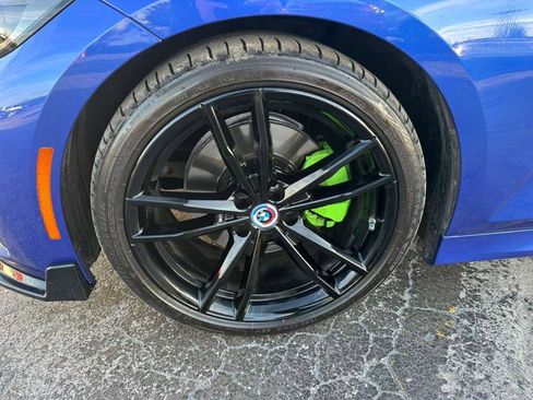 Used 2020 BMW 330i Sedan w/ M Sport Package image 9