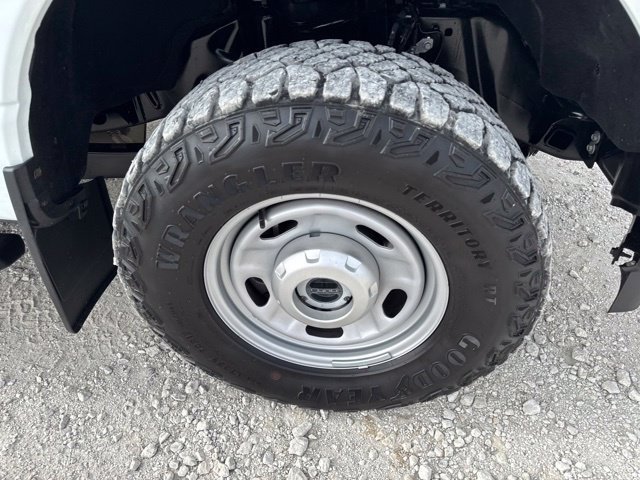 Used 2025 Ford F250 XL w/ XL Off-Road Package AWD/4WD image 26