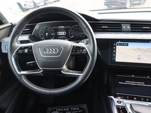 Used 2021 Audi e-tron Prestige w/ Prestige Package image 11
