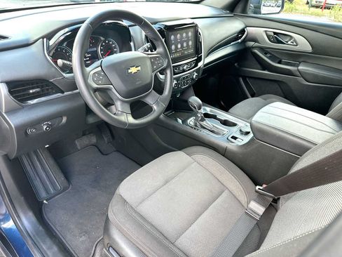 Used 2023 Chevrolet Traverse LT AWD/4WD image 18