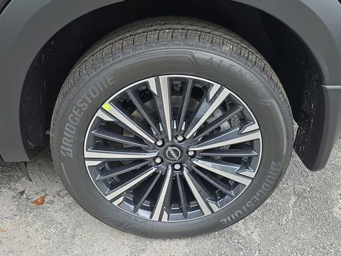 New 2026 Nissan Pathfinder Platinum AWD/4WD image 12