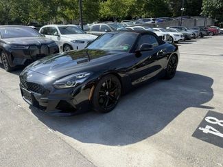 Used 2022 BMW Z4 M40i w/ Premium Package RWD video 1