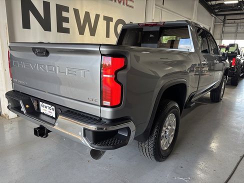 New 2026 Chevrolet Silverado 2500 LTZ w/ LTZ Convenience Package image 30