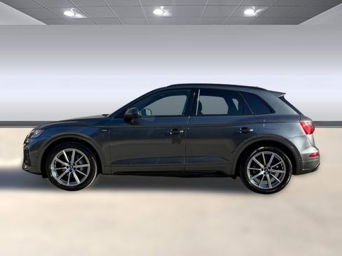 Certified 2023 Audi Q5 e Prestige w/ Prestige Package image 2