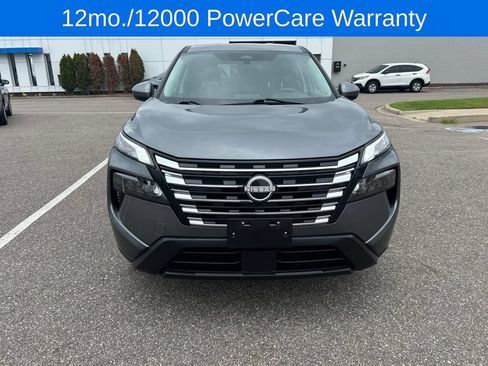 Used 2024 Nissan Rogue SV FWD image 3