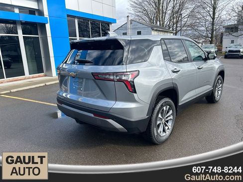 New 2026 Chevrolet Equinox LT w/ Convenience Package II image 3