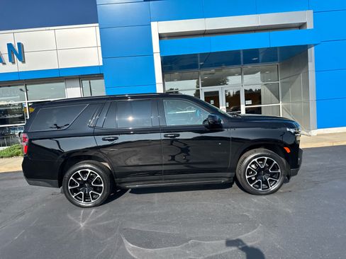 Used 2023 Chevrolet Tahoe RST w/ Luxury Package AWD/4WD image 3