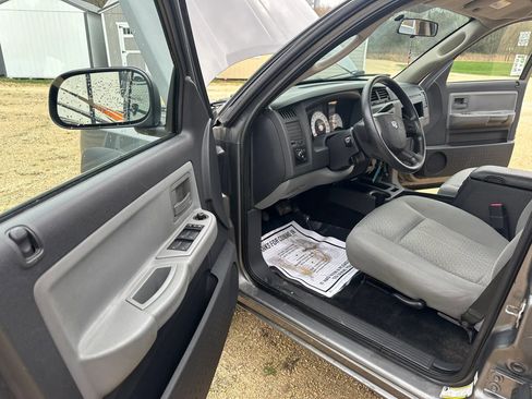 Used 2008 Dodge Dakota Big Horn w/ Utility Group AWD/4WD image 8