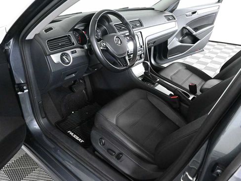 Used 2019 Volkswagen Passat 2.0T Wolfsburg FWD image 16