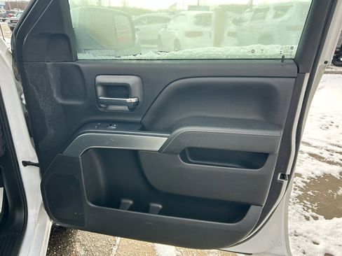 Used 2018 Chevrolet Silverado 1500 LT w/ LT Fleet Convenience Package image 15