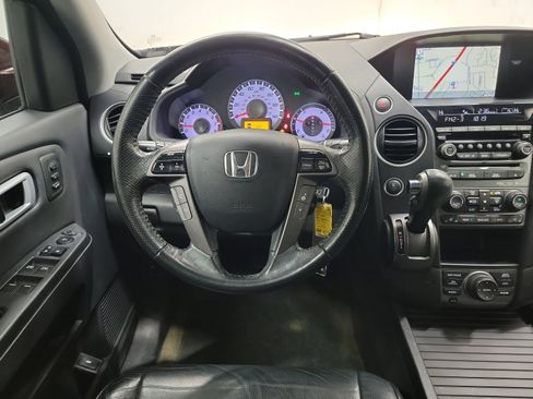 Used 2014 Honda Pilot Touring image 16