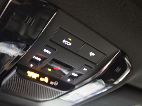 Used 2024 Lexus GX 550 AWD/4WD image 36