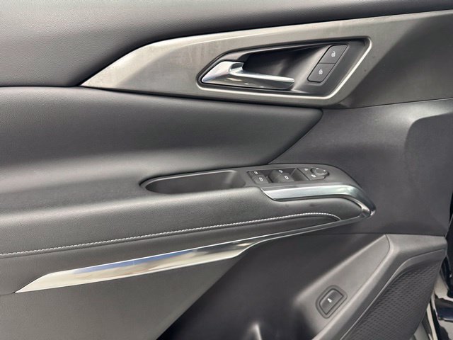 Used 2024 Chevrolet Traverse LS w/ LPO, Floor Liner Package FWD image 9