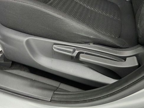 Used 2025 Mitsubishi Eclipse Cross LE AWD/4WD image 11