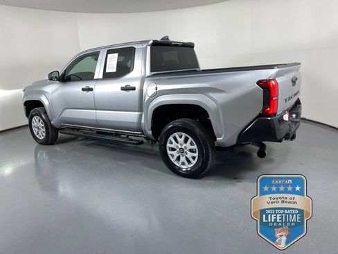 Certified 2025 Toyota Tacoma SR image 4